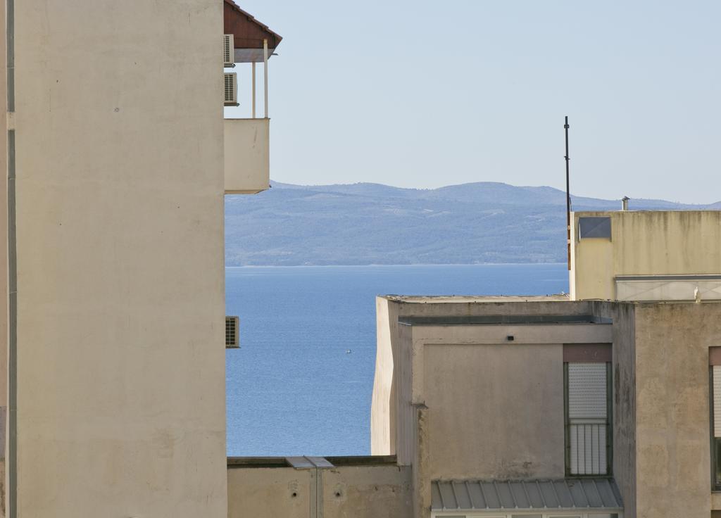 Golden Place Split Bagian luar foto