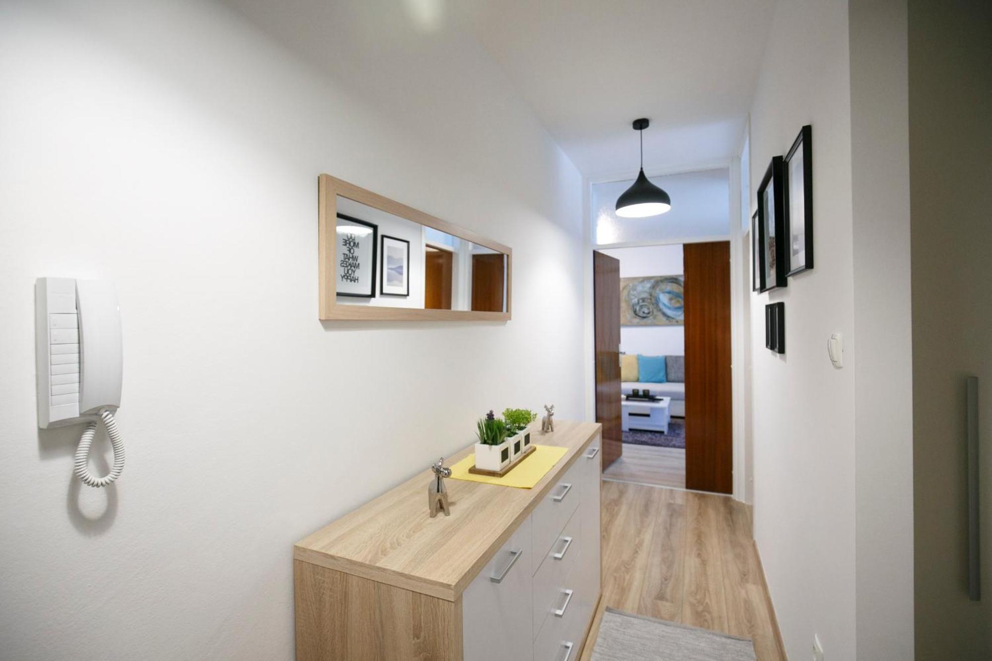 Golden Place Split Bagian luar foto